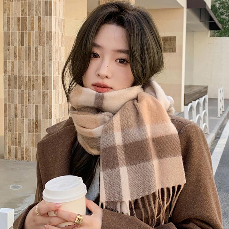 Classic Large Plaid Scarf For Men And Women Couples Korean Style Versatile Warm Neck Scarf Fashionable Gift