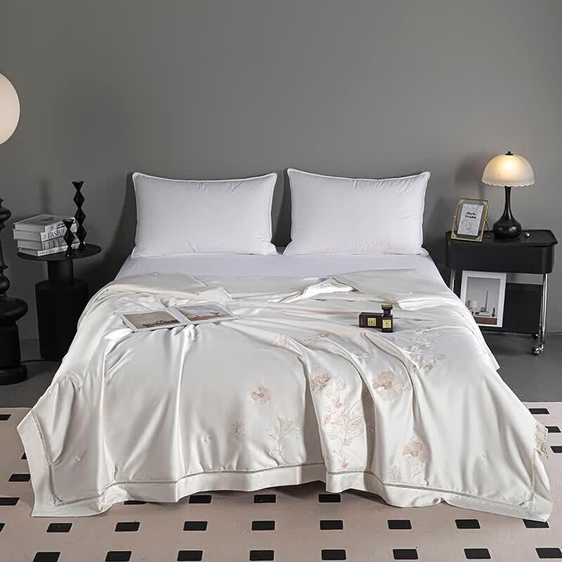 FIRS Suzhou Embroidery All-Season Mulberry Silk Quilt