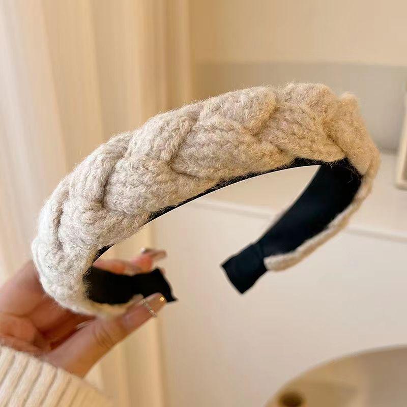 French Retro High Crown Wide-Brimmed Plush Headband for Face Washing and Outings
