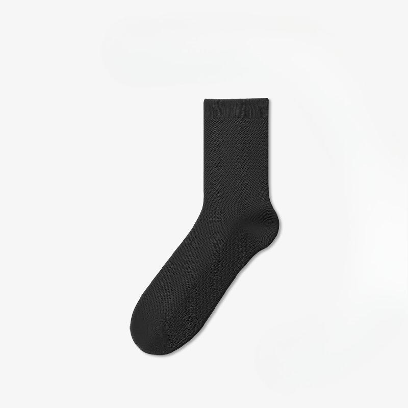 Men's Summer Lightweight Odor-resistant and Sweat-absorbing Mid-calf Socks with Mesh Ventilation, Cushioning Sole, and No Bones