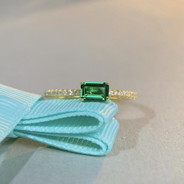 S925 Sterling Silver Emerald & Diamond Ring for Women - Simple, High-End Square Design