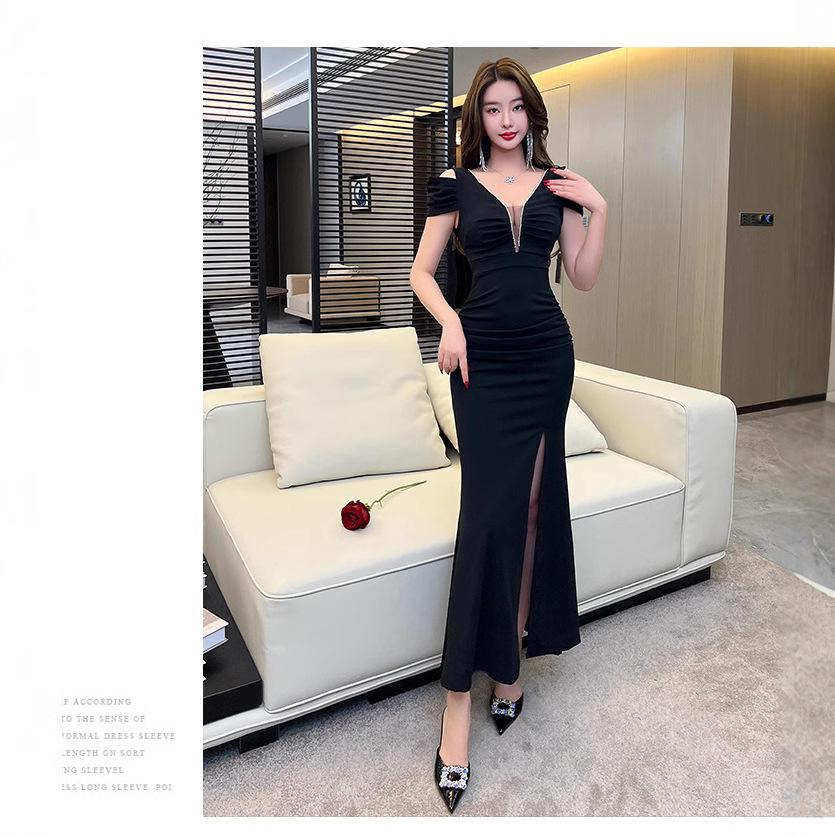 Temperament work clothes, sexy deep V-neck low-cut long evening dress, slim-fitting split-ended hip-wrapped dress for women