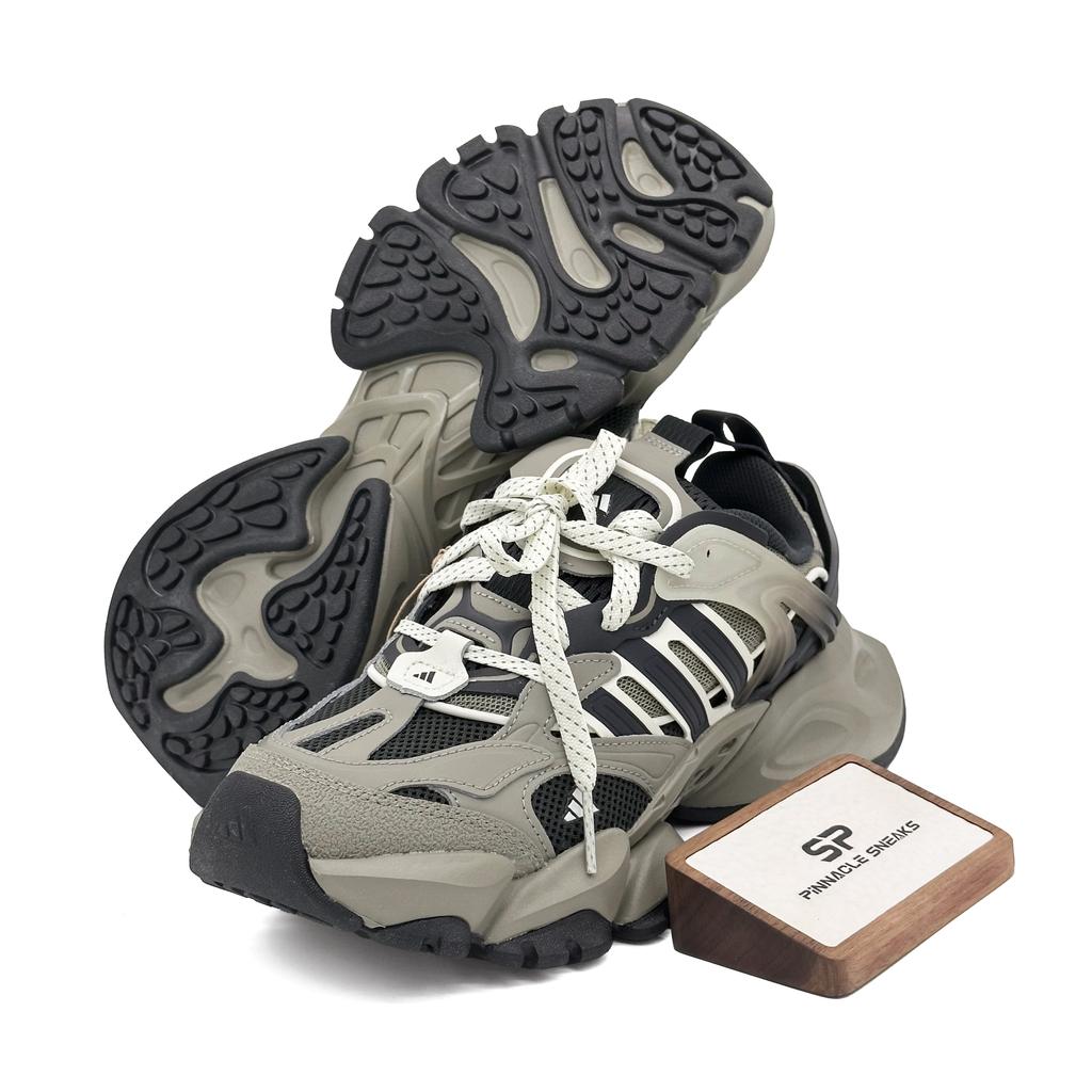 adidas XLG RUNNER DELUXE Grigio Leggero JR8078 Unisex
