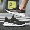 New Summer Casual Shoes Mesh Breathable Thin Breathable Sports Shoes for Men Hollow Lightweight Men