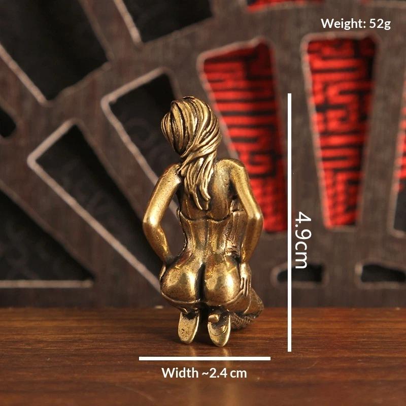 Kneeling Nude Lady Statue Kneeling Women Figurines Nude Brass Ornament For Home Bookshelf Bedroom Decor