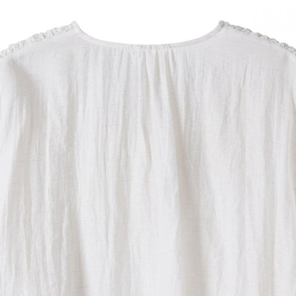 GGPX New York Embossed Ribbon Neck Blouse  Gq3sh047f 