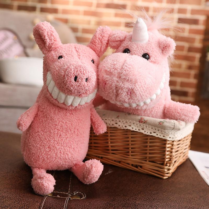 The same smiling big tooth doll, creative plush toy with hand gift, grab machine doll, throw cloth doll