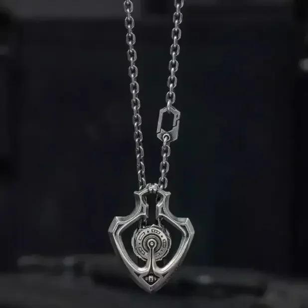 Collana Ciondolo Ingranaggio Rotante Meccanico Retro Punk EDC da Esterno Regalo Creativo da Uomo