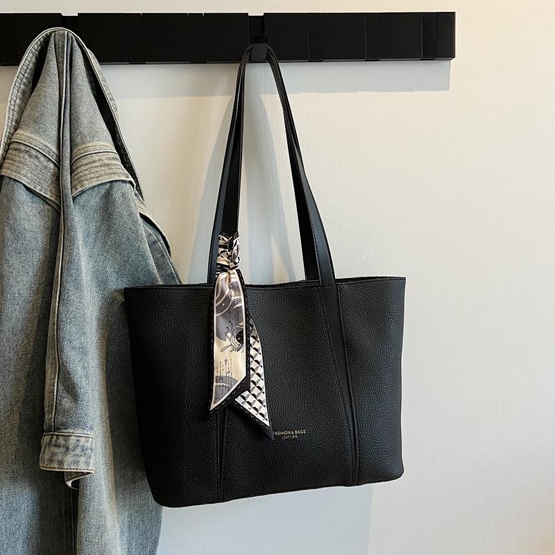 Women's Cross-Border Minimalist Large Capacity Tote - 2025 Fashionable and Versatile Shoulder Bag for Work and Commute