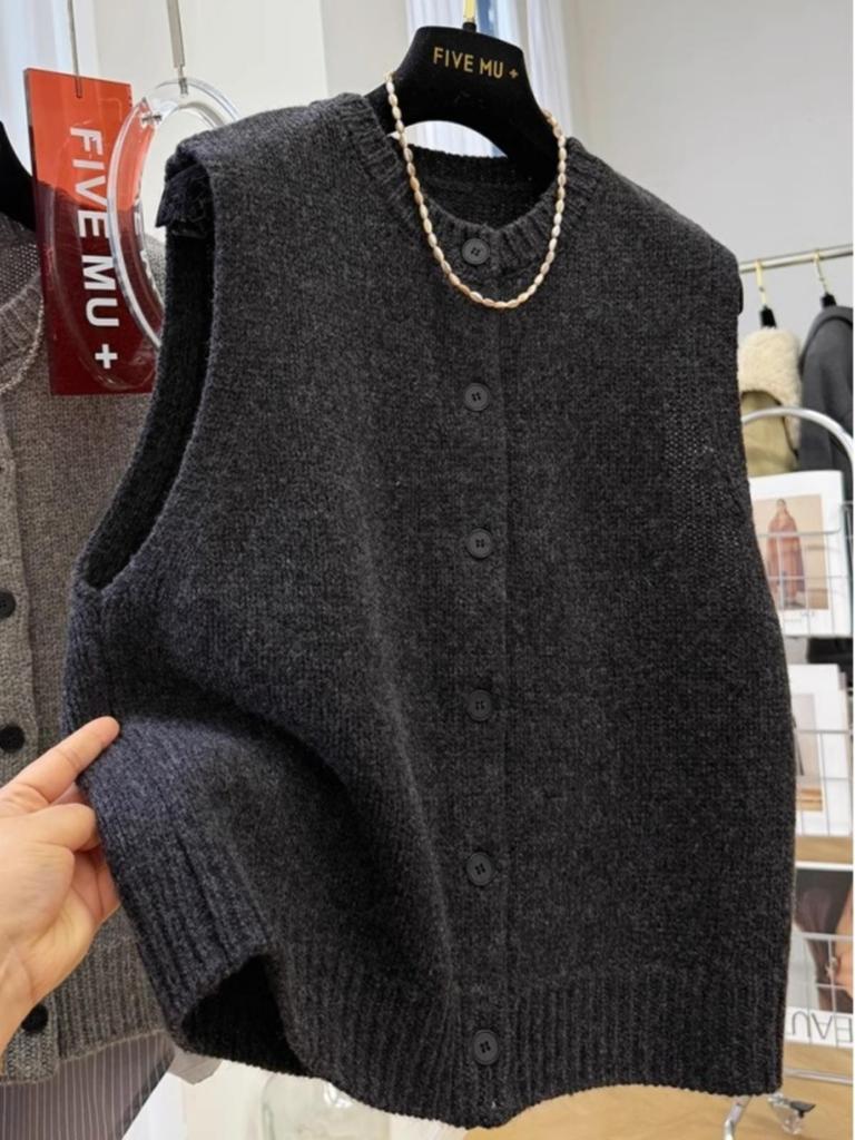 Women's Dark Grey European Style Sleeveless Sweater Vest - Autumn/Winter Knit Cardigan with Round Neck