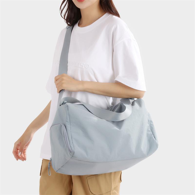 Sports Fitness Bag Short Distance Travel Bag Women's Large Capacity Shoulder Crossbody Bag