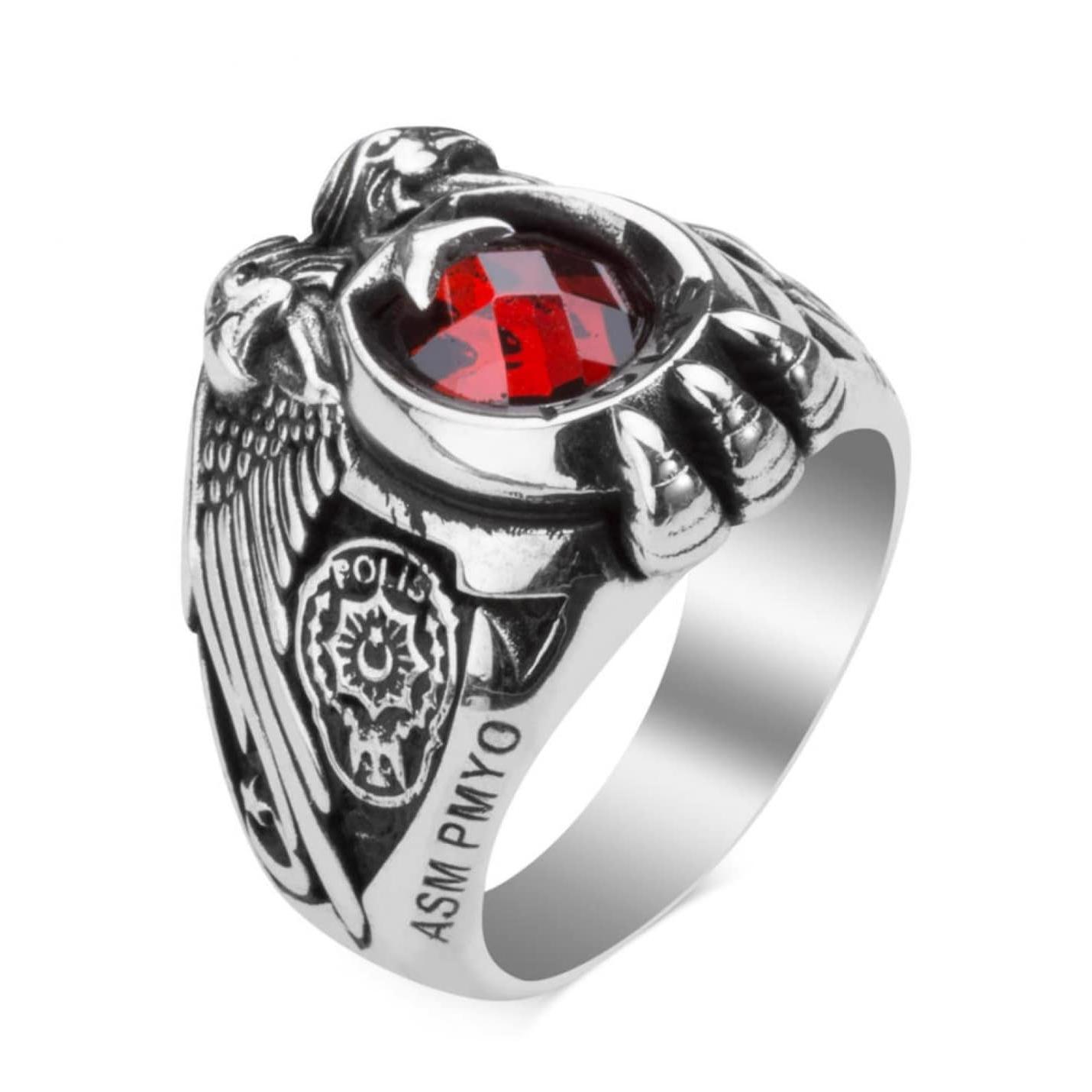 

Кольцо 16-го семестра полицейской школы ASM