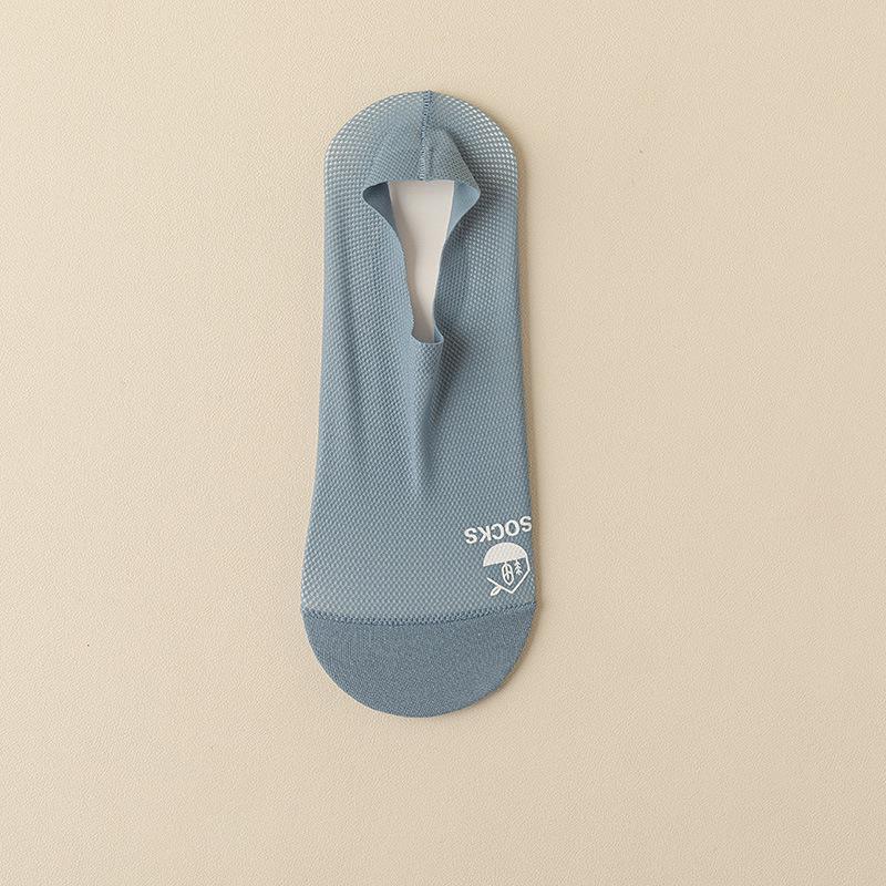 Men's Summer Ice Silk Invisible Socks - Breathable, Sweat-Absorbent, Anti-Slip, Low-Cut Mesh Cotton.