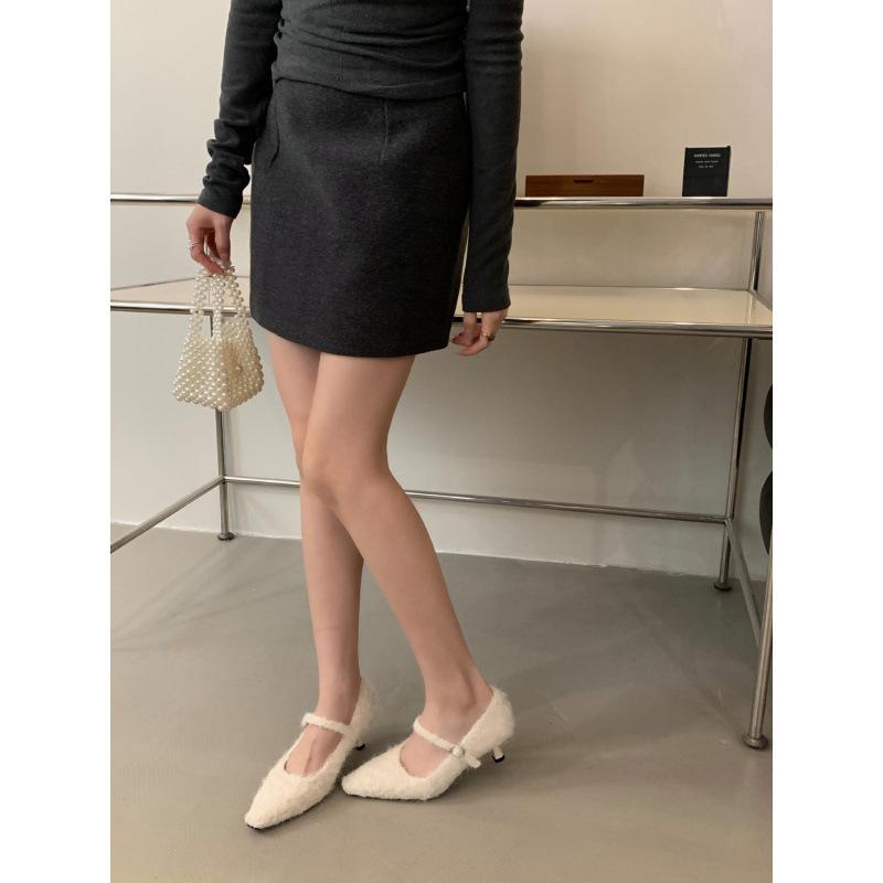 French Evening Breeze Temperament Fairy High Heels 2025 New Autumn and Winter Fashion Pointed Head Shallow Mouth Fine Heel Fluffy Single Shoes