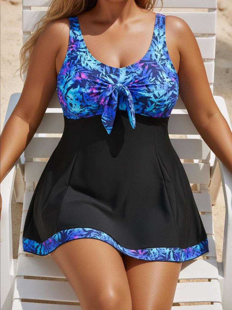 Grote Maat Europees & Amerikaans Tweedelig Zwempak: Blauwe Tankini met Bladprint, Zwembroekrokje en Patchwork Slipje