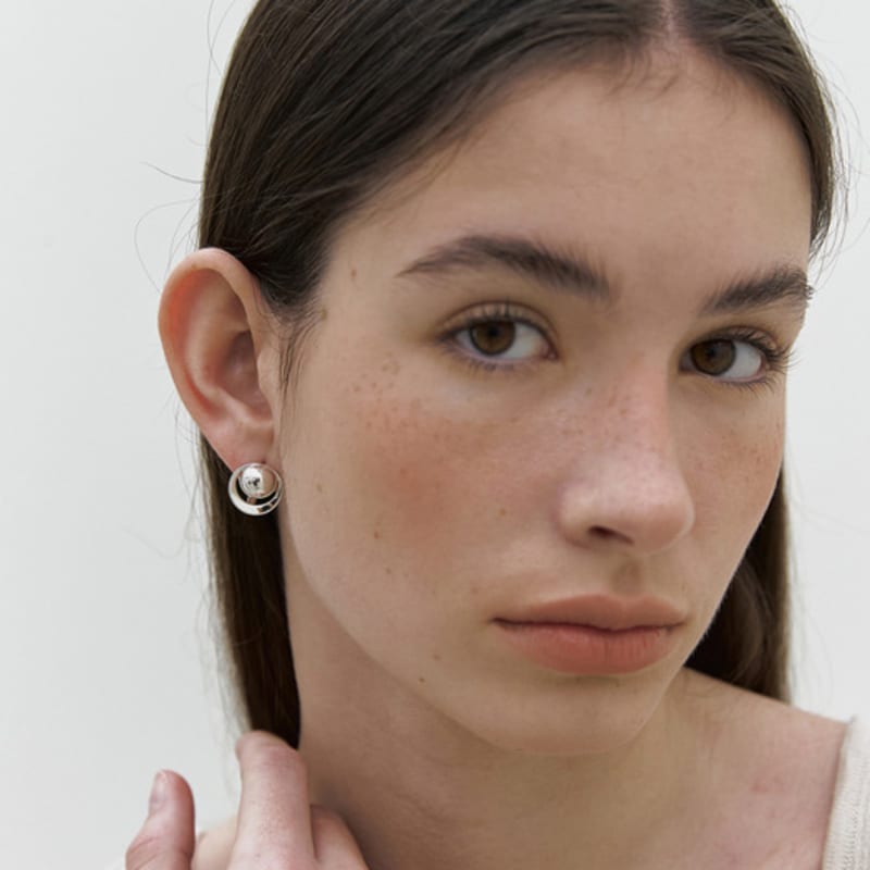 Mimesi Twin Moon Clip Earring