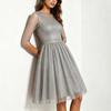 Abito Casual da Donna alla Moda con Scollo Rotondo, Maniche a Palloncino, Linea ad A, Sovrapposizione in Rete e Lunghezza al Ginocchio per l'Uso Quotidiano
