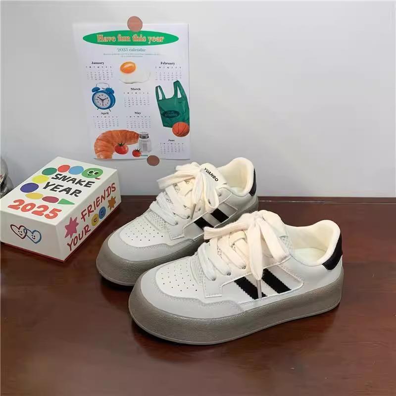 2025 spring thick-soled heightening little white shoes women's new retro soft-soled German training casual versatile ins sports shoes