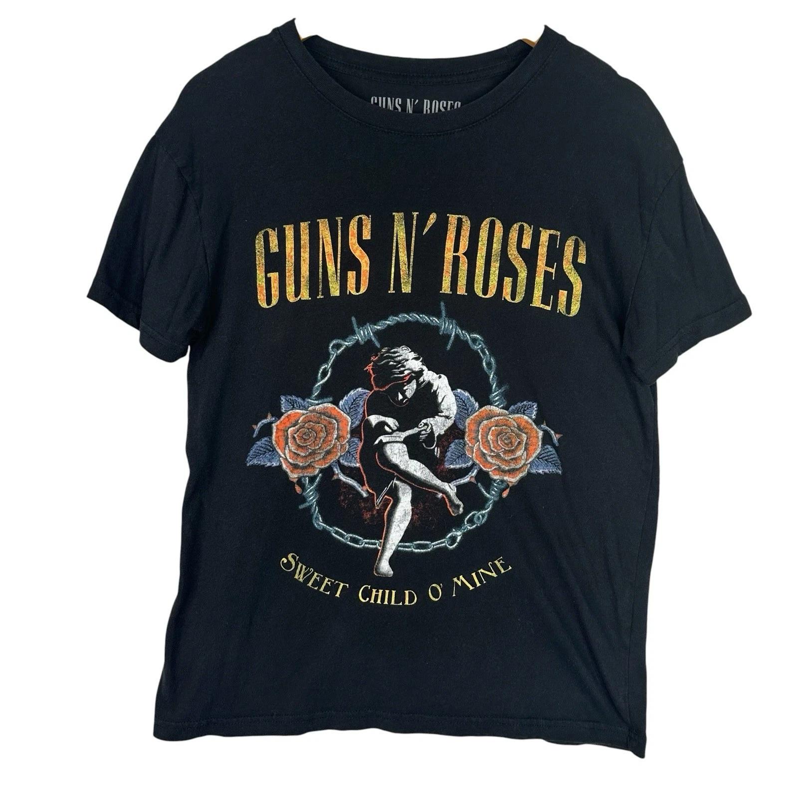 Guns N Roses Graphic T Shirt Black Guns N Roses Logo Band Tee Size Small Grunge 3XL