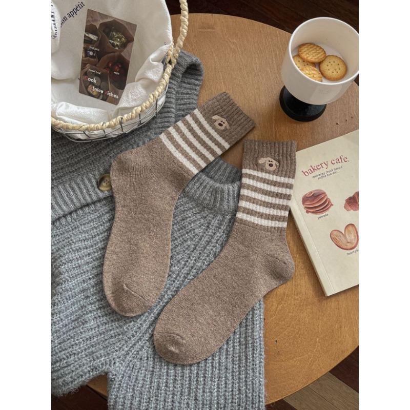 Female Autumn and Winter New Simple All Take Warm Cute Cartoon Dog Stripes In The Tube Pile Socks