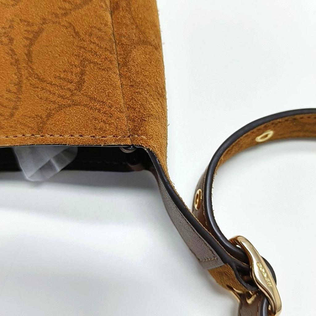 [Pre-Owned] Hadley 20 Letter Logo Adjustable Shoulder Strap Iconic Suede And Smooth Leather Crossbody Bag Mini - Very Good #1W6X459