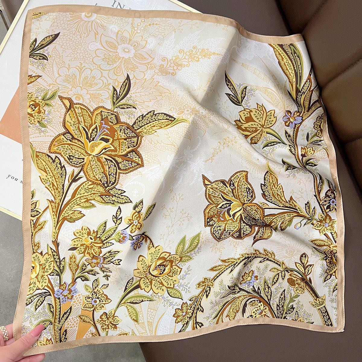 Silk Small Square Scarf Floral Pattern Gold Edge Neck Decoration 5353cm