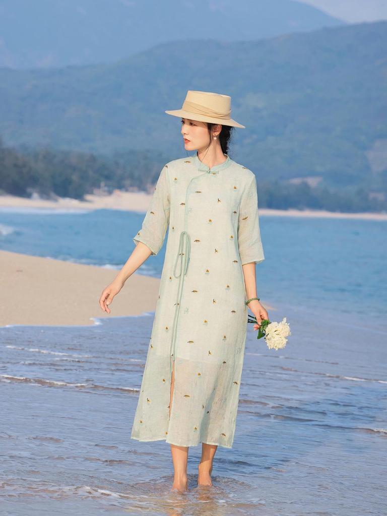 2026 Summer Women's Linen Embroidered Stand Collar Mid-Sleeve Qipao Dress with Slit