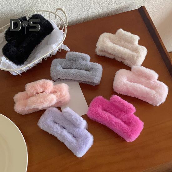 Women Hair Claw Plush Wrap Design Spring Back Head Large Hair Clip Rectangle Shark Hair Clamp Hair Accessory