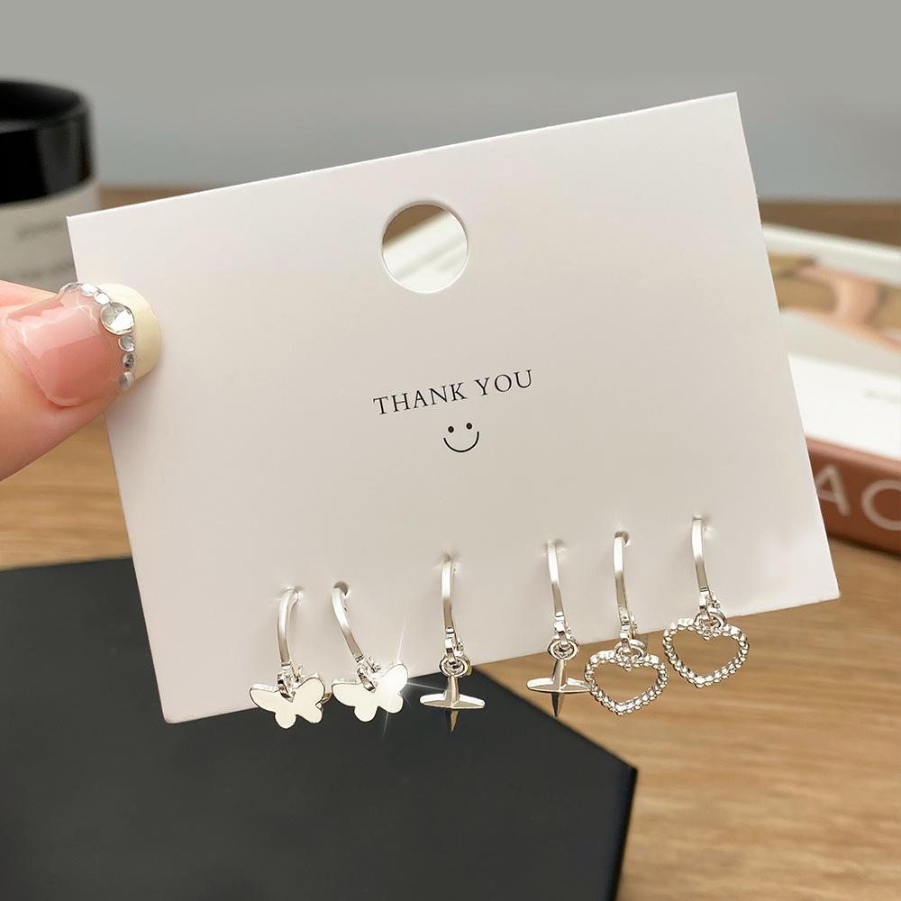 Sweet and Cool Jewelry Ins Cold Wind Love Ring Six-piece Set of Earrings, Personalized Ear Buckles, High-end Card Earrings.