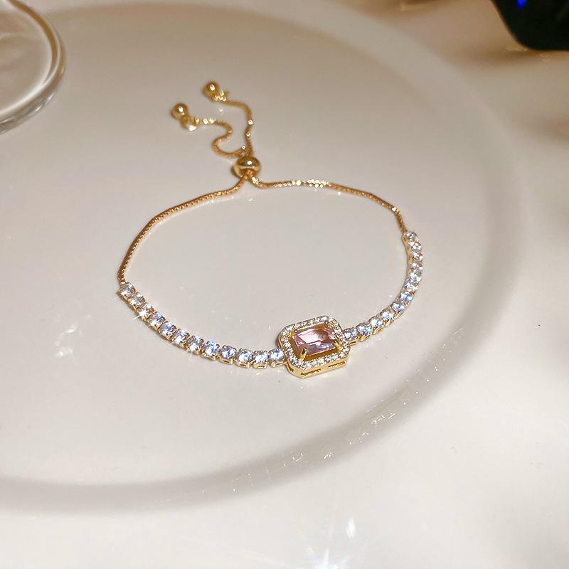Advanced Zirconia Stone Diamond Pulling Bracelet for Women with Simple Elegant Style Niche Fashion Design Handmade Decoration