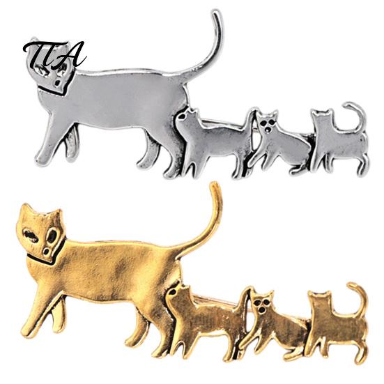 Animal Shape Badge Cat Family Brooch Pin, Golden Silver Plated Alloy Kitten Lapel Daily Wear Jewelry for Clothing Bags Hats Pin