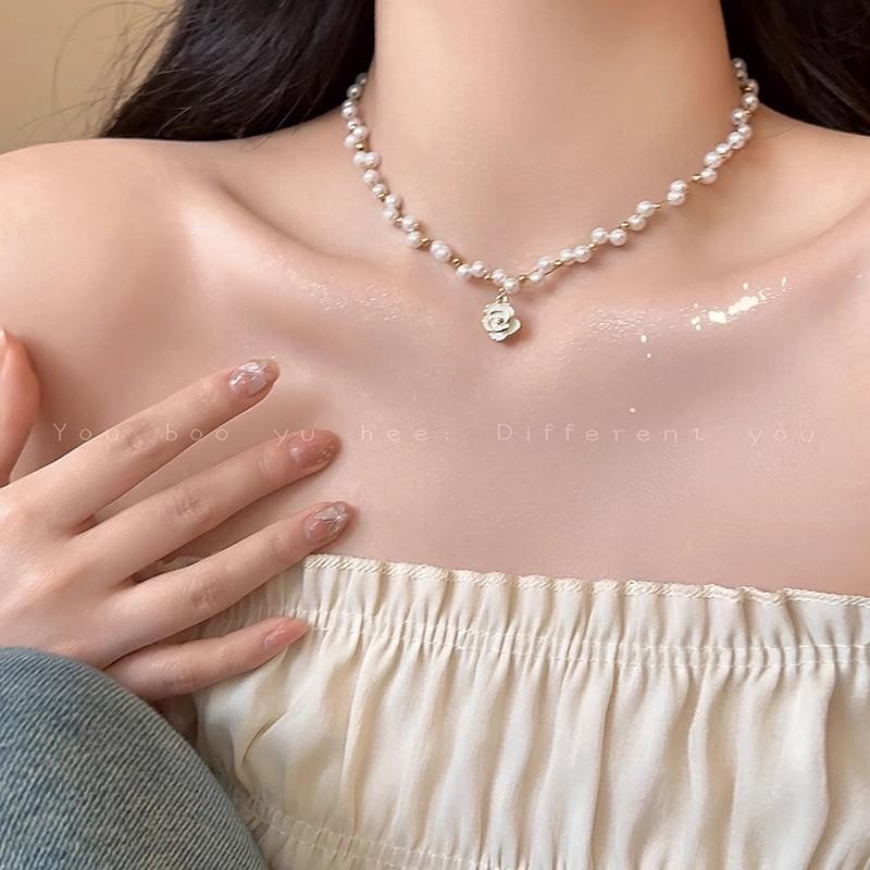 Pearl camellia necklace women s new high-end collarbone chain versatile celebrity neck chain tide