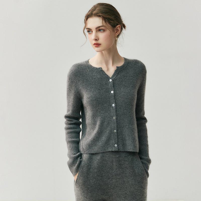 Women's Solid Color Cashmere Cardigan - Round V-Neck, Single-Breasted Wool Sweater for Autumn/Winter.