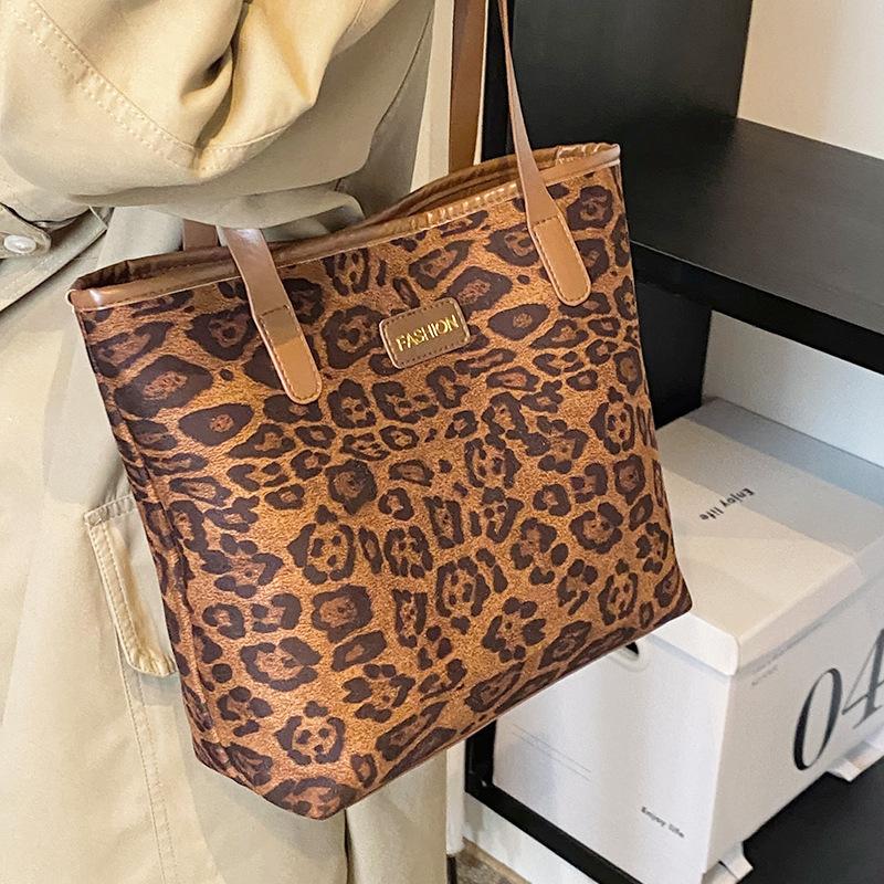New Popular New Large Capacity Commuter Bag Leopard Print Bag Fashion Patchwork Single Shoulder Women's Tote Bag