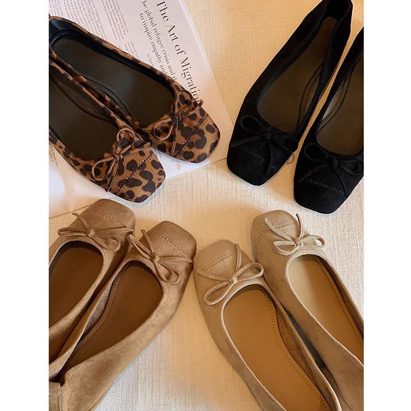 light mouth bow, small thick heel, versatile leopard print, and super soft single shoes for women's autumn.