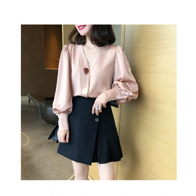 Shirt Women's Design Sense Niche 1116 New Retro Hong Kong Flavor V-neck Early Autumn Top Light and Ripe Lantern Sleeves