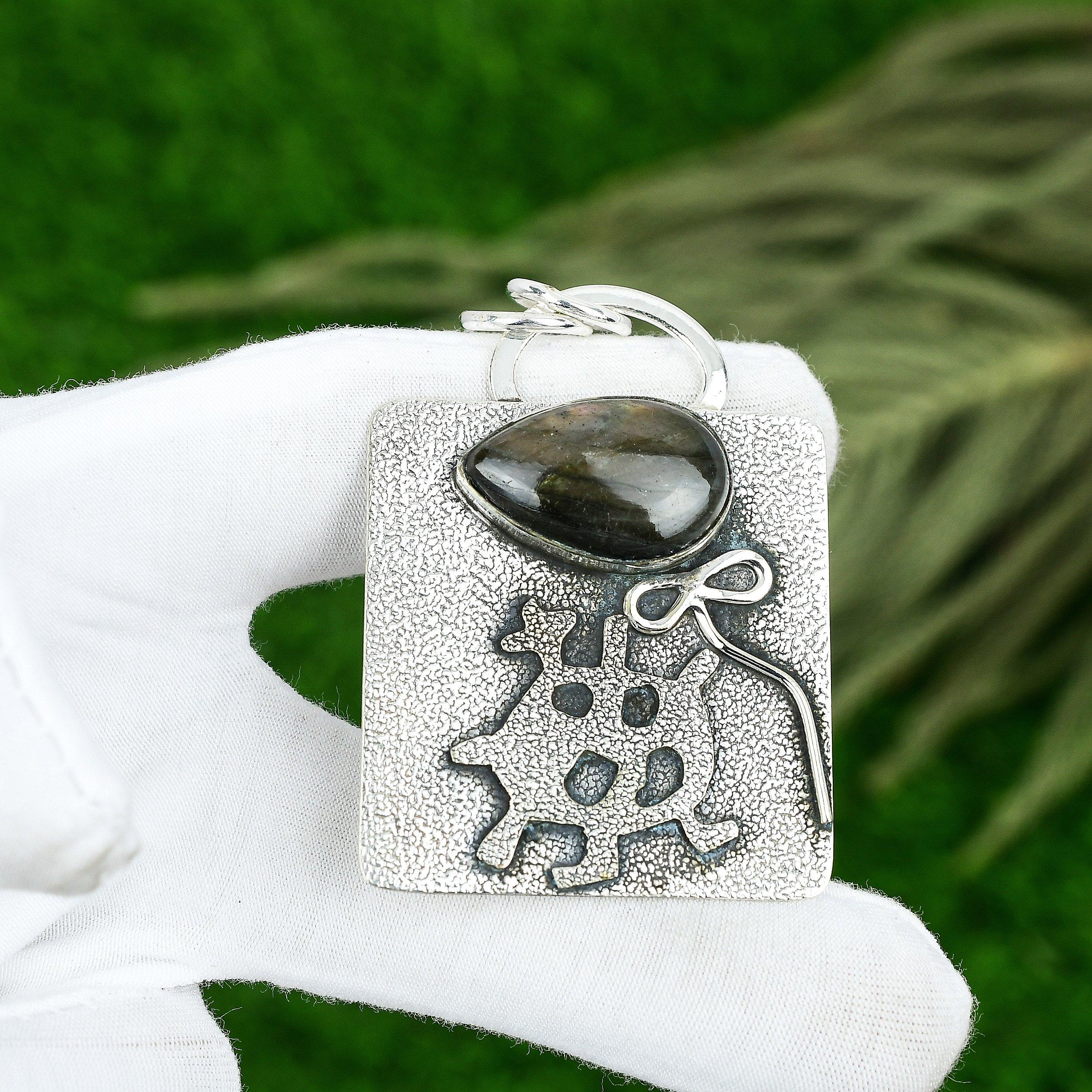 Sisters Day Sale 925 Silver Pear Labradorite Gemstone Bezel Boho Pendant Jewelry
