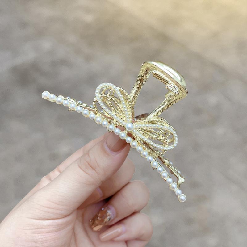 Fashion Bow Pearl Rhinestone Flower Grab Clip Temperament Half Tie Hairpin Disc Hair Shark Clip
