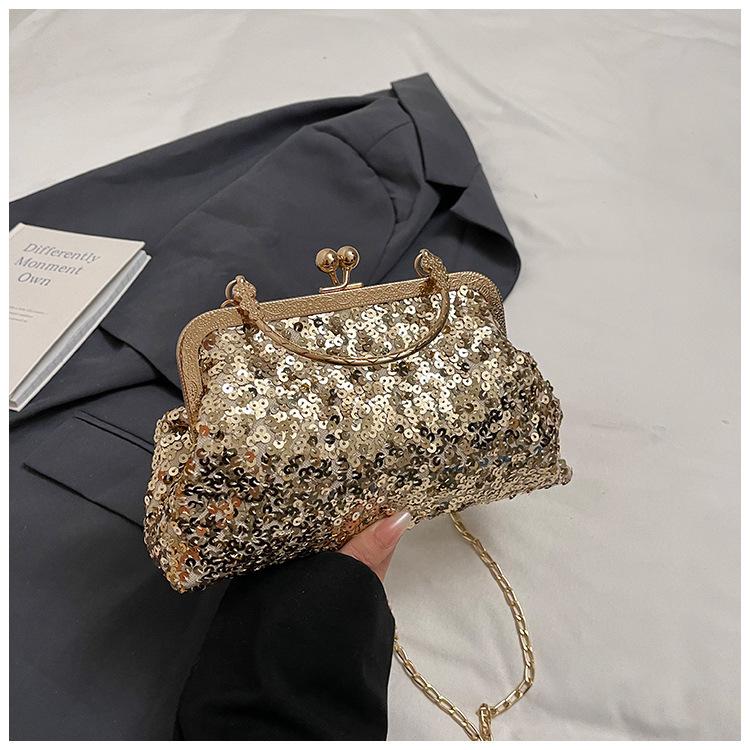 2025 New Dinner Bag Fashion Celebrity Clutch Bag One Shoulder Oblique Span Bag Versatile Sequin Bag Women's Small Handbag