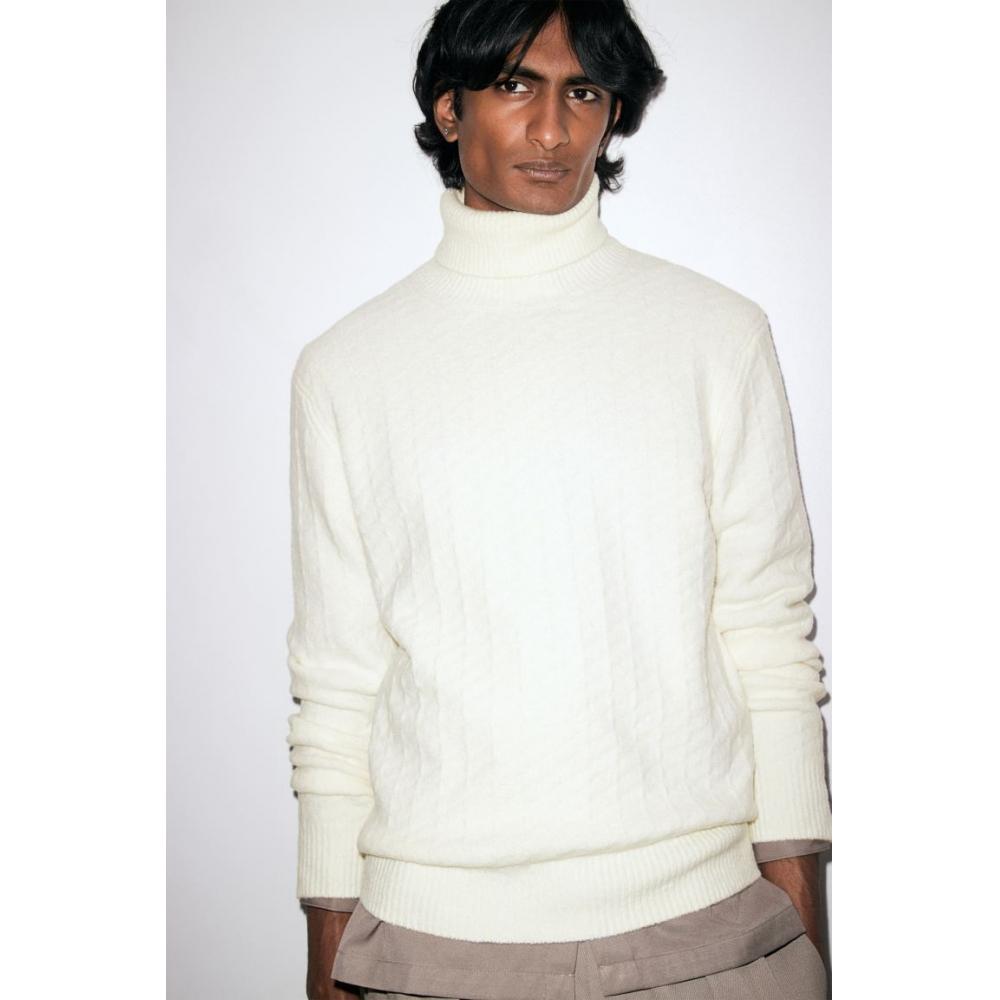 H M Turtleneck Sweater Regular Fit creaM