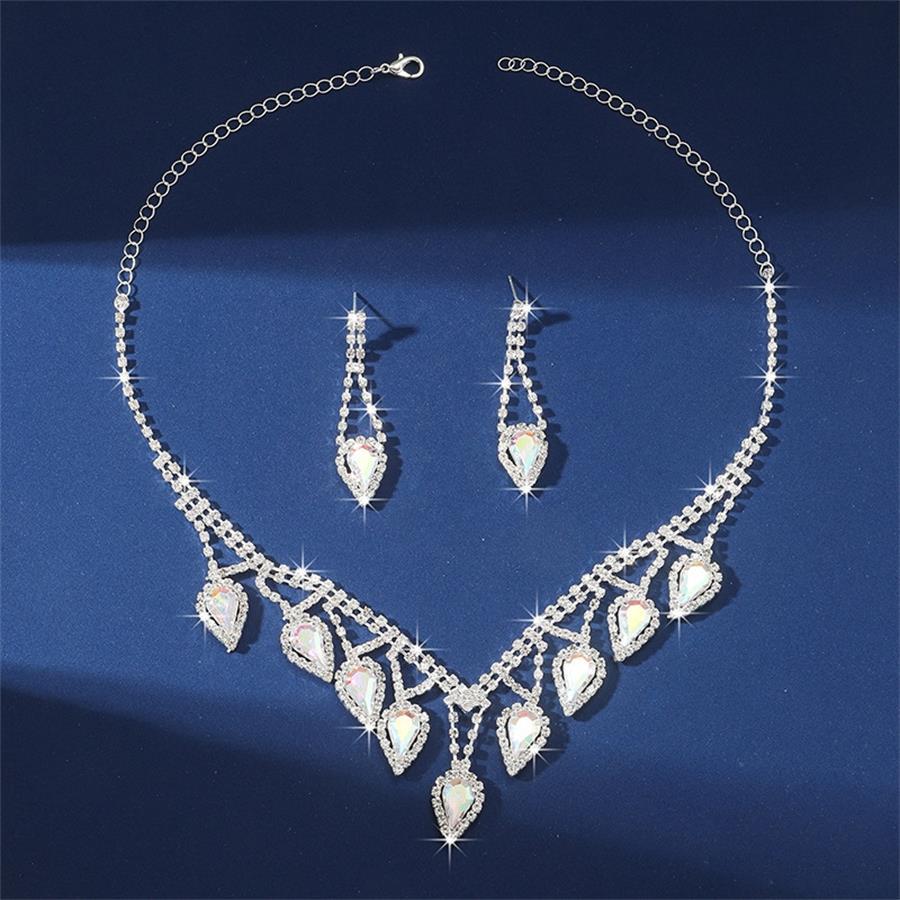 Full Diamond Multi-Crystal Diamond Necklace Earrings Set Multi-Color Jewelry Two-Piece Set