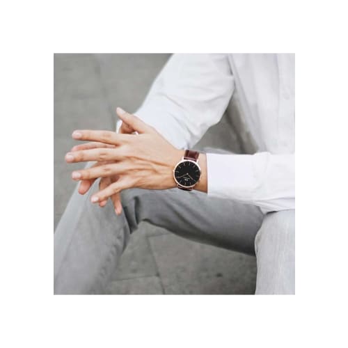 [Official Shop/2-Year Warranty/Authentic Import] Daniel Wellington DW Men's Watch, Classic Black Bristol, 40mm, Stylish, Popular, Business Watch, Leat