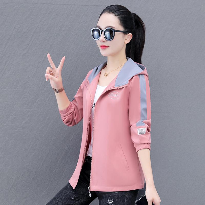 Women's Thin Hooded Jacket: 2025 Spring/Autumn Korean Style Versatile Short Casual Top for Middle-Aged Moms