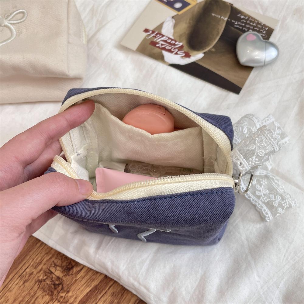 Large Capacity Bow Tie Three-dimensional Makeup Storage Bag Internal Layered Card Bag Cosmetic Bag