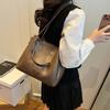 Winter new women's bag fashionable portable bucket bag texture retro high-end single shoulder oblique span bag simple underarm bag