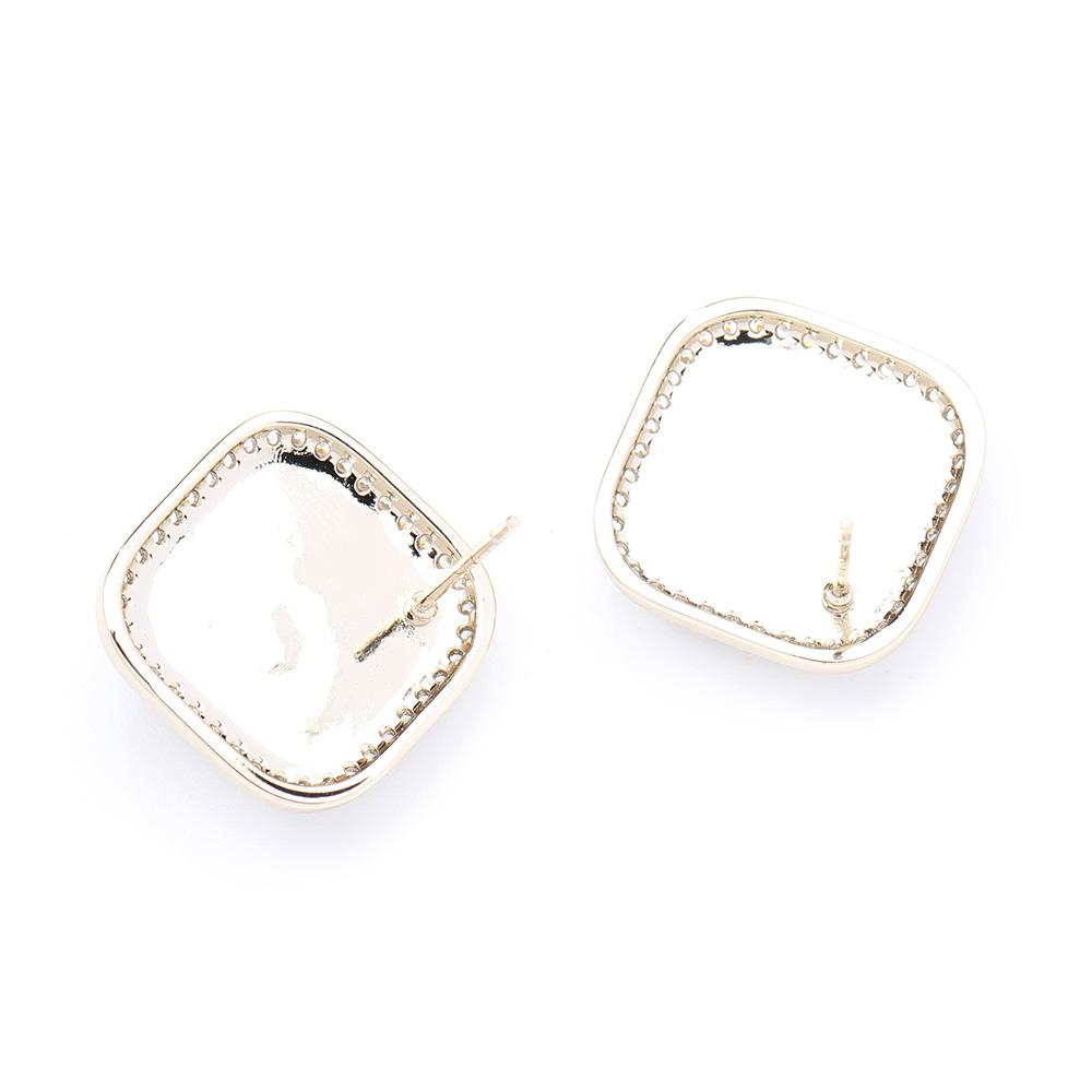 High-end niche faceted particle crystal earrings, blue gradient color, geometric gold-plated stud earrings, 925 silver needle earrings