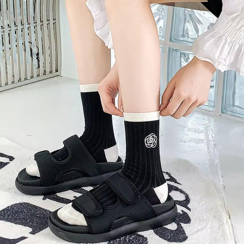 Sweet Lolita Flower Cotton Socks Japanese Camellia Rose Socks Women Girls Students Ins Skirt Matching Black White Mid-tube Sock