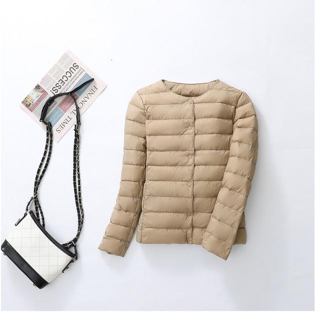 Women's Slim Fit Lightweight Down Jacket - 2023 Autumn/Winter Short Hooded Fashion Coat