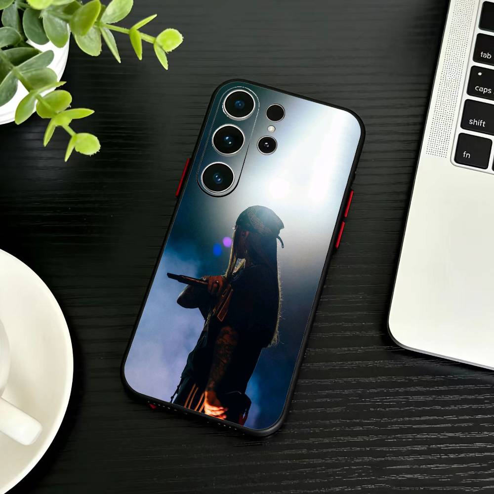 Singer Young L-Miko Phone Case For Samsung S26,S25,S24,S23,S22,S21,S20,Plus,Fe,Lite,Others Black Cover