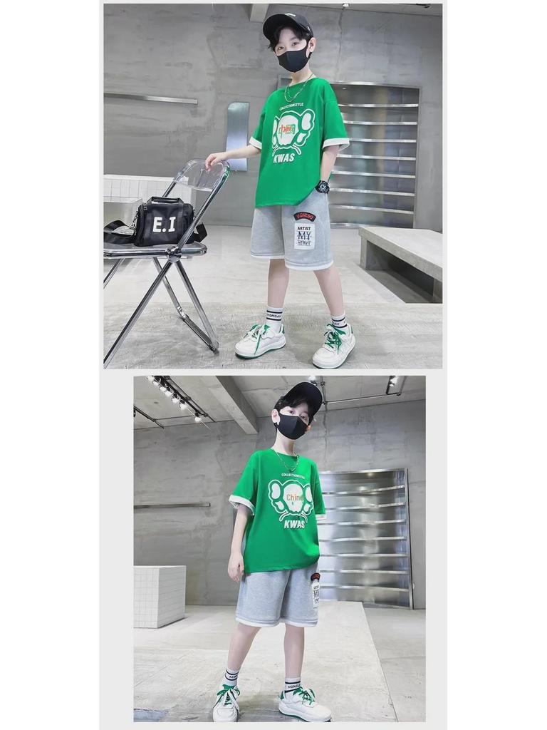 2024 Boys' Summer Short-Sleeved Outfit: Sporty & Stylish Fit for Medium and Large Boys
